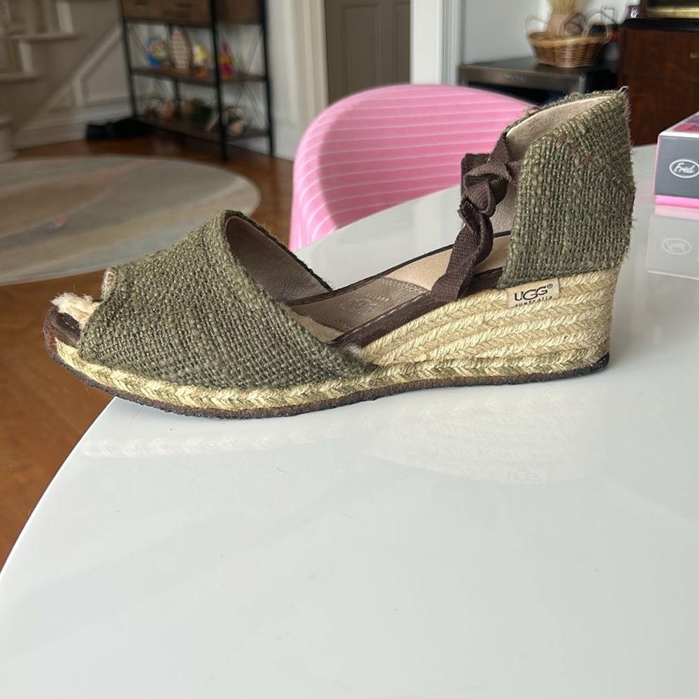 Women’s Ugg Delmar Espadrille Wedge Lace Up Sandal - Picture 7 of 9
